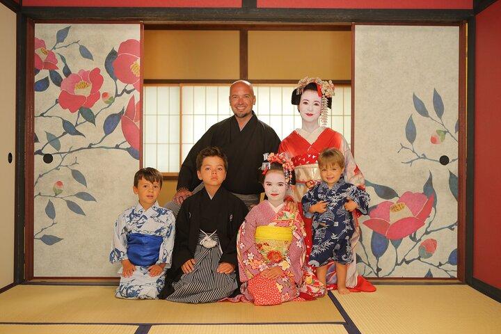 Kyoto Kiyomizudera Temple Family Plan Maiko and Samurai