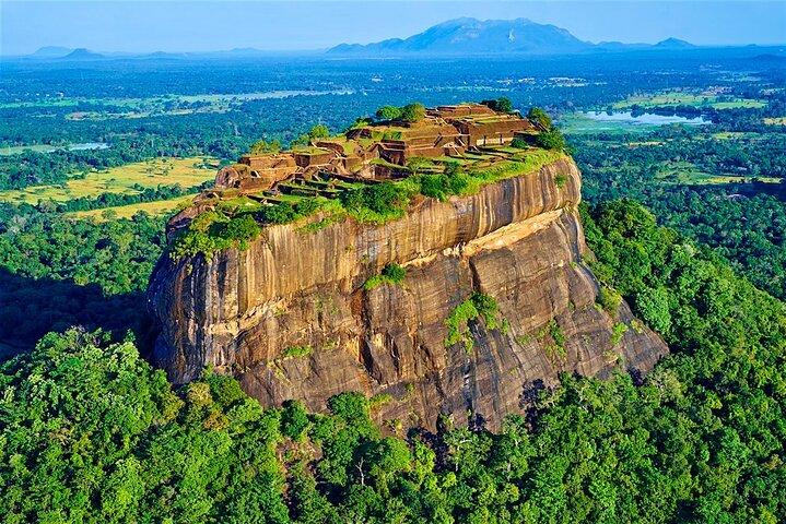 Private Trip to Sigiriya, Dambulla & safari from Colombo/ Negombo
