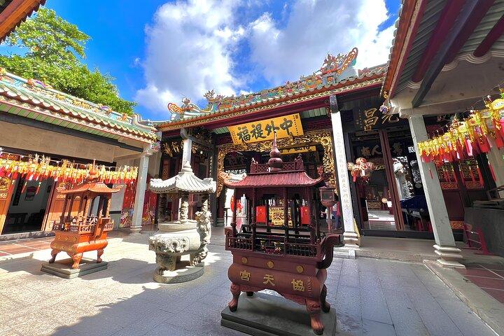 [Free E-sim] Chinatown Heritage Highlights Half Day Tour
