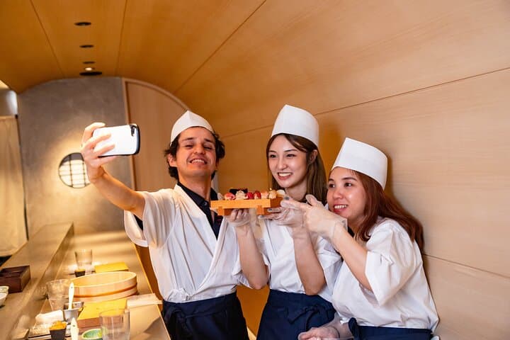 Sushi Making & Sake Tasting at a Michelin-Listed Hidden Gem