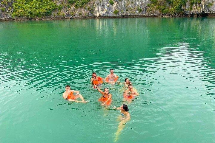 Uncover the Beauty of Cat Ba Island & Lan Ha Bay 3D2N Adventure
