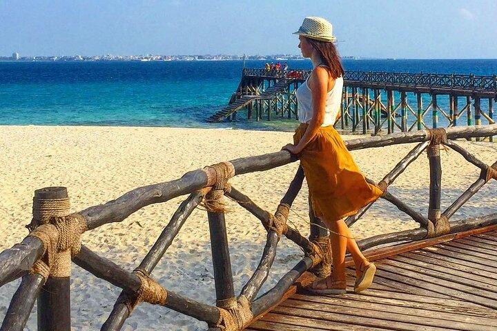 Private Tour to Prison Island, Nakupenda Sand Bank and Stone Town