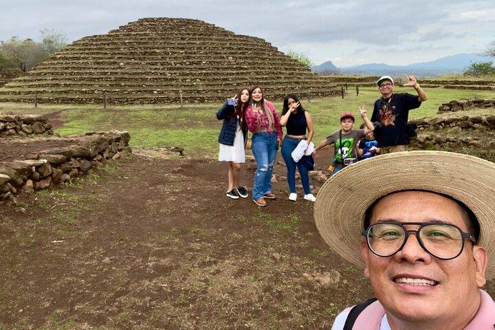 Alma de Mexico tour : Pyramids, tequila and mariachi