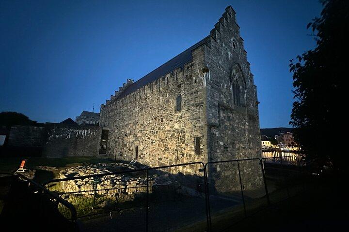 Audio Walking Tour in Bergen Famous Ghosts Location