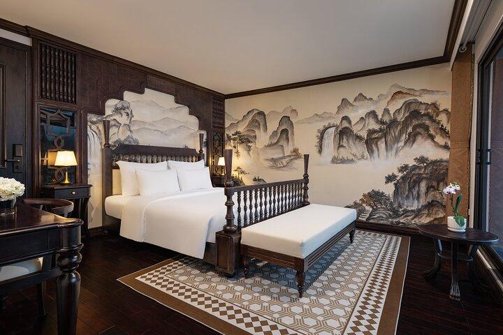 Venus Cruise 3-day Explore Halong Bay and Lan Ha Bay from Hanoi
