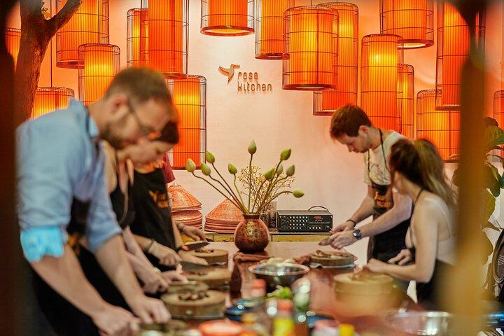 Hanoi Market & Villa Cooking Class: Free Old Quarter Transfer
