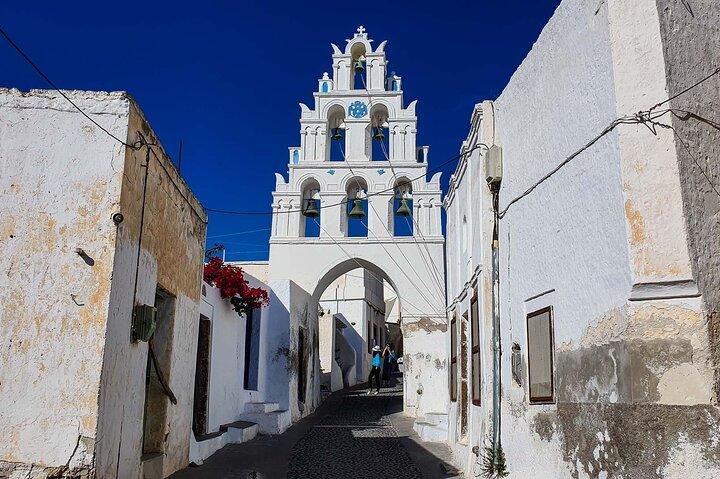 Santorini Private Tour – See the Best of the Island in 6 Hours