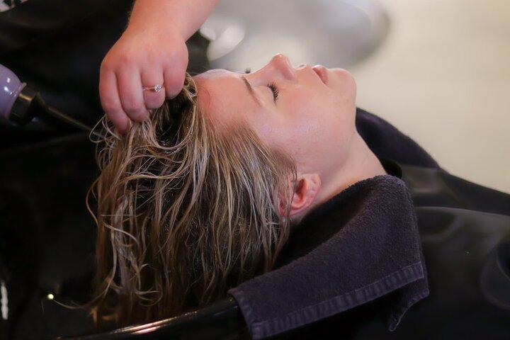 Hair, Personal Color and Makeup with Photo Shoot at SihyunHada