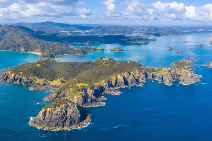 Bay of Island Day Tour with Hole in the rock cruise from Auckland