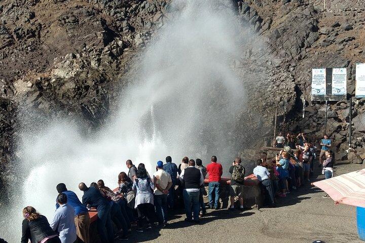 Private excursion to Bufadora and flea market