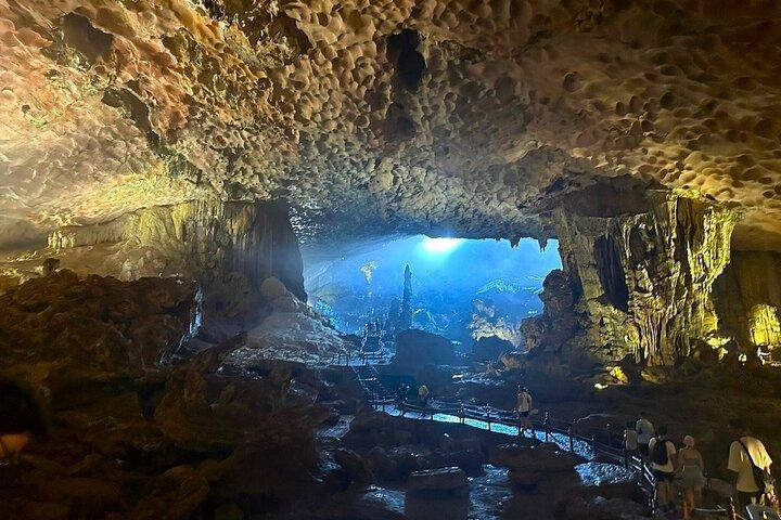 5-Day Northern Vietnam Highlights: Ninh Binh & Ha Long Bay