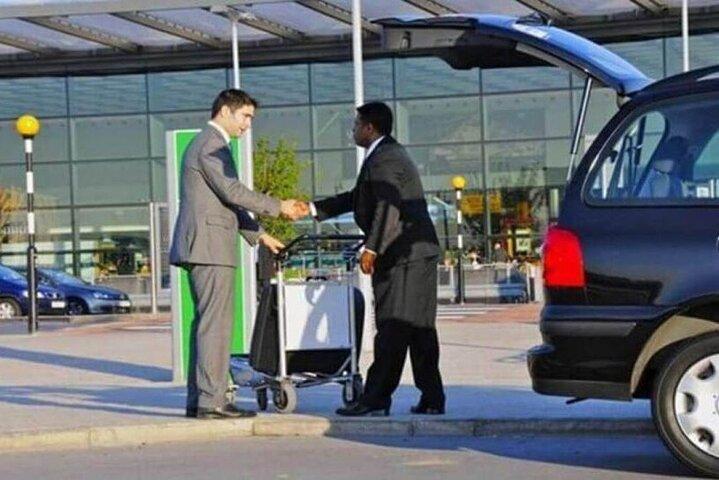 Private Transfer from Cairo International Airport to Cairo &Giza