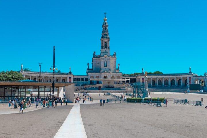From Porto: Fátima and Coimbra Full Day Tour