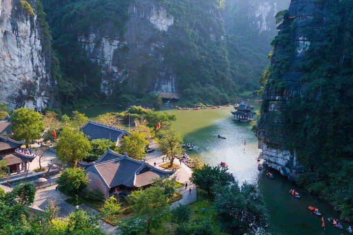 Discover Ninh Binh 1 Day (Bai Dinh - Trang An - Mua Cave)