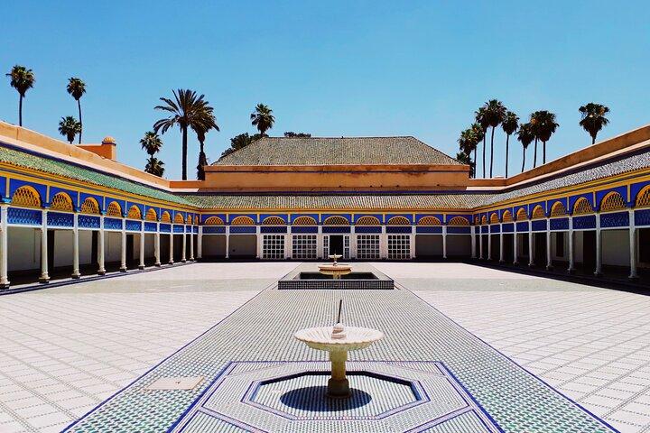 Marrakech : Bahia Palace & Madrasa Ben Youssef And Medina Tour