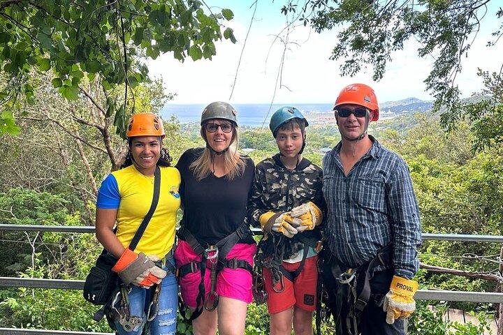 Roatan Zipline Adventure Sloths & Monkey chocolate Sample Tour
