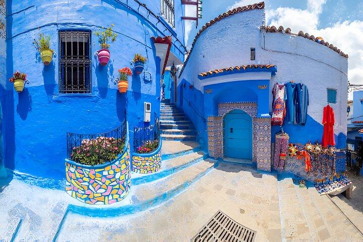 Private Full-Day Trip from Rabat to Chefchaouen with Local Guide