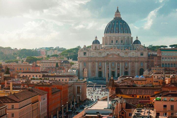 Rome St. Peter's Basilica Tour with exclusive Underground Access