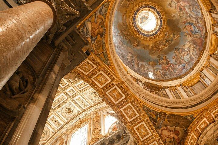 Rome St. Peter's Basilica Tour with exclusive Underground Access
