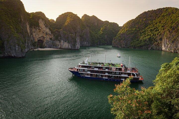 La Pandora Overnight Cruise in Halong and Lan Ha Bay