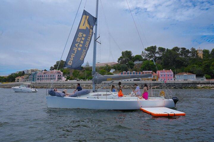 4 Hours Private Swimming/Sailing Tour on Sailboat in Lisbon Beach