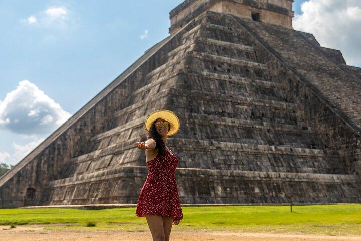 From Merida: Chichen Itza Tour, Izamal, Cenote Ik Kil and Food