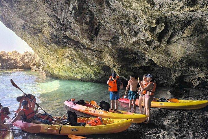 Kayak Tour with Caves, Snorkeling and Picnic (+ Cliff Jump)