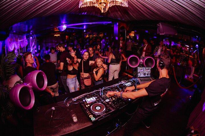 San Francisco Pub Crawl & Clubbing Experience