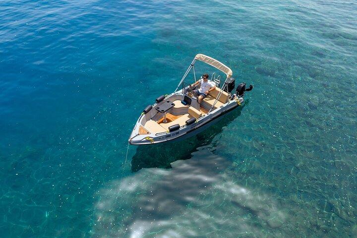 Santorini Rent a Boat - License free private cruise