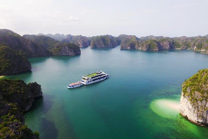 2D1N Halong Bay Explorer Ba Ham and Tien Ong Caves