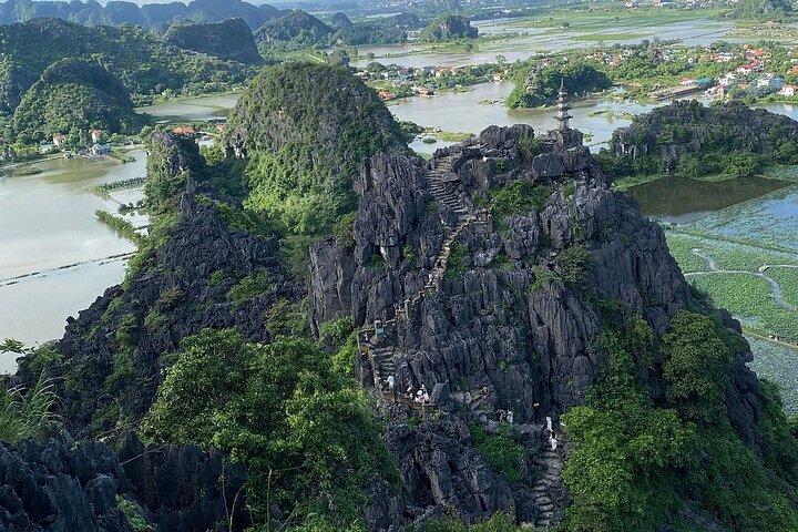 Ninh Binh Full Day Tour from Hanoi to Hoa Lu, Trang An & Mua Cave