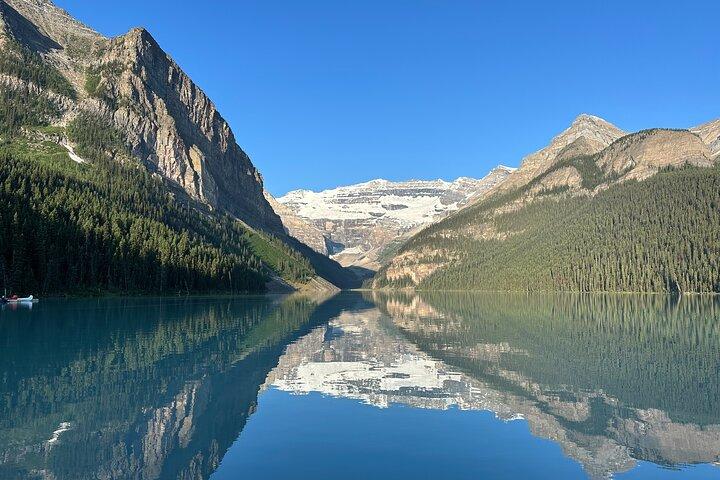 Moraine Lake And Lake Louise Tour from Banff