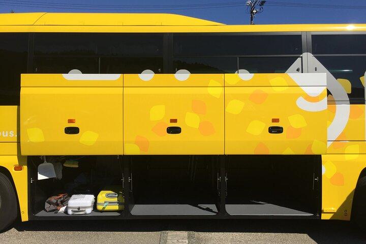 One Way Bus: Tokyo to Takayama via Oshino Hakkai