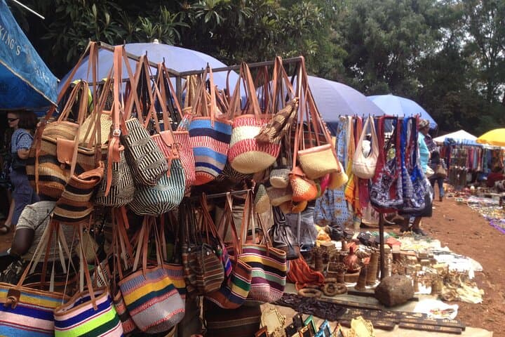 Nairobi Airport Layover to Cultural Shopping Experience Tour