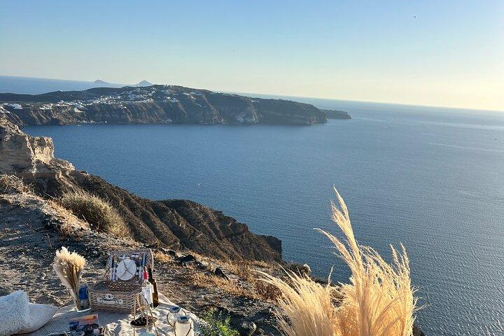 Private Santorini Sunset Picnic Experience