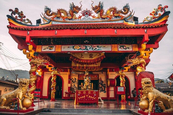 Phuket: Wat Chalong, Karon Viewpoint and old Town Guided Tour