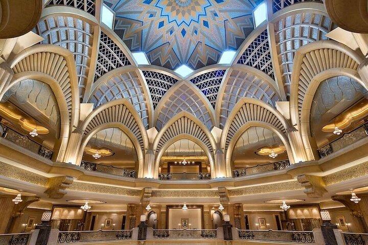Private Sightseeing Tour in Abu Dhabi