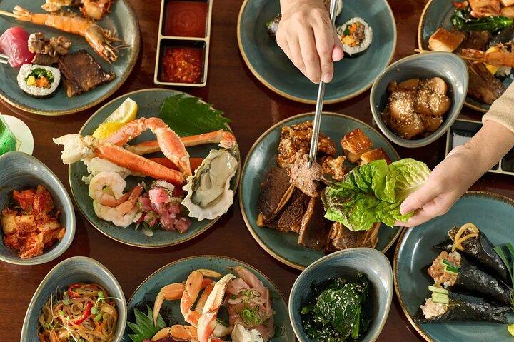 Luau Na Lei Aloha: Boutique Premium Dinner Show in Waikiki