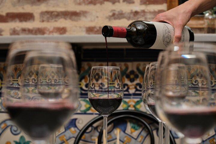 Malasaña Small Group Tapas Tour with Wine Tasting