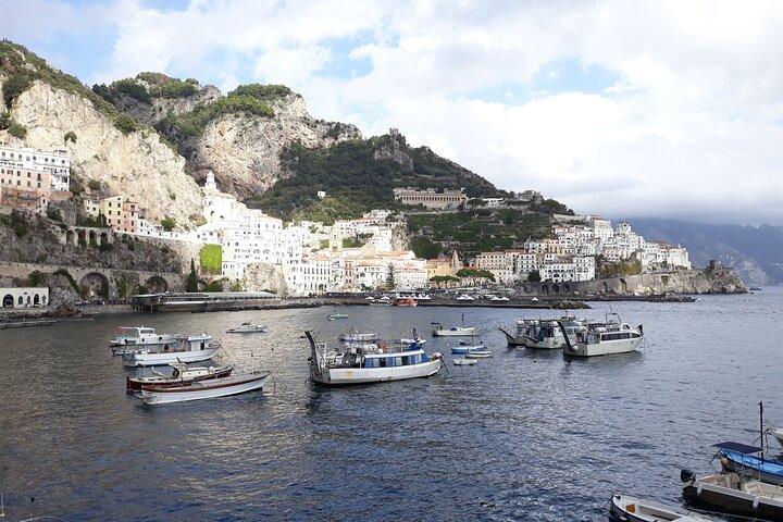 Amalfi : Private Transfer from Naples visit Pompeii