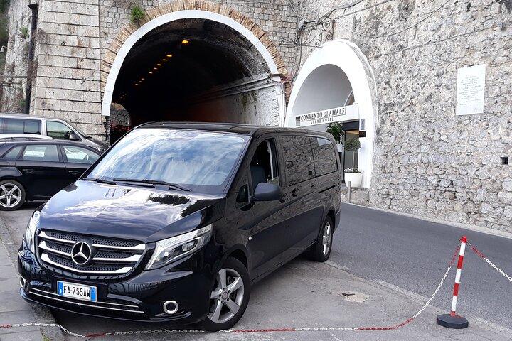 Amalfi : Private Transfer from Naples visit Pompeii