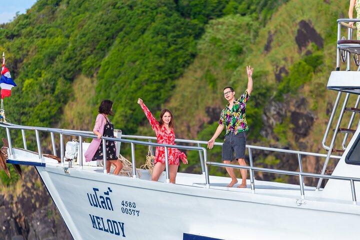 Scenic Promthep & Krating Cape Dining Experience Cruise