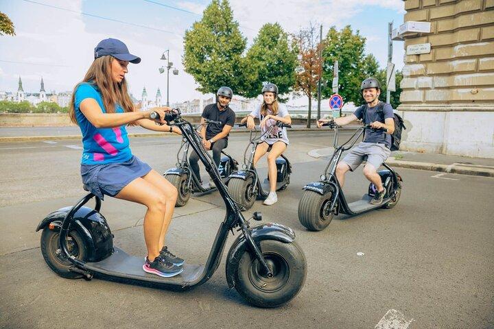 E-Scooter Half-Day Private Tour in Budapest with Food Tastings