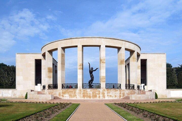 Normandy D-Day Beaches and Caen Memorial Private Tour from Paris