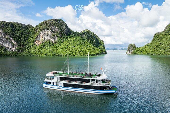 Hanoi: Halong Bay Luxury Cruise with Lunch, Jacuzzi, Sunset Party