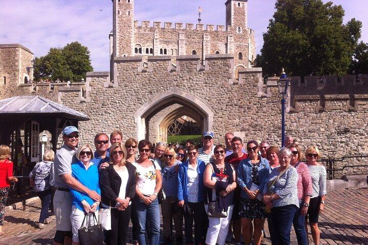 Tower of London Crown Jewels and English Royal History Tour