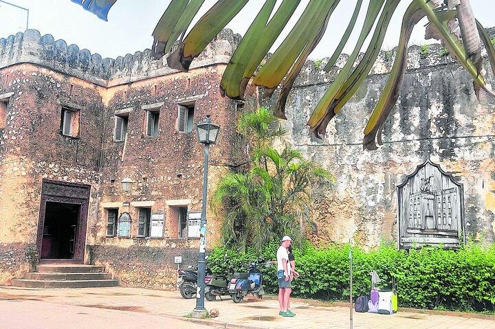 Zanzibar Stone Town: Historical Walking Tour With a Local Guide