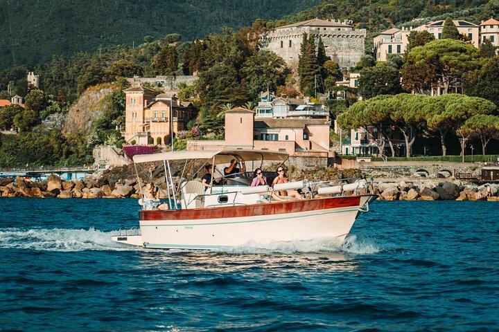 Cinque Terre Daytime Boat Tour : escape into beauty and color