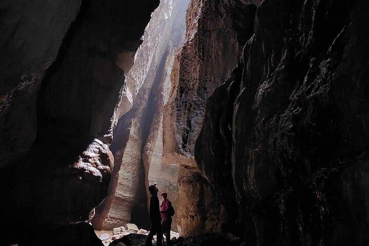 Cave Of The Tayos | Speleology | Mysterious Caverns | Light Wells | Puyo
