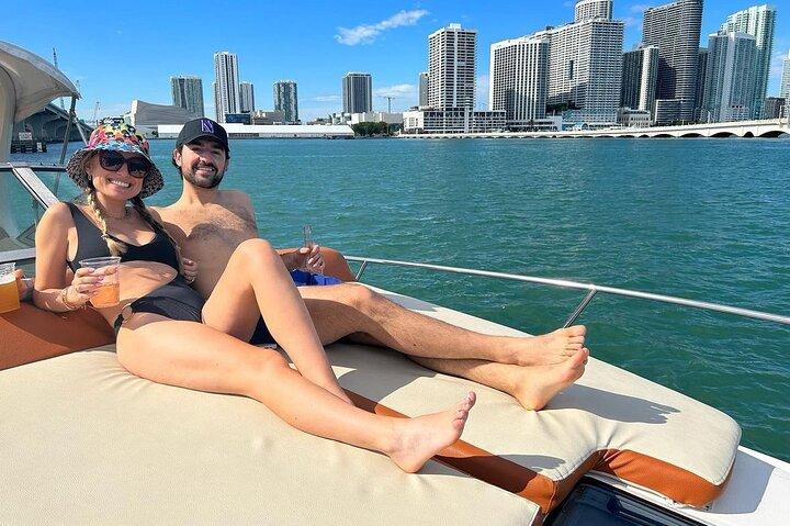 Private Yacht Rental in Miami